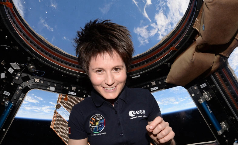 Female Skies: Frauen im All – Raumfahrt und Perspektiven