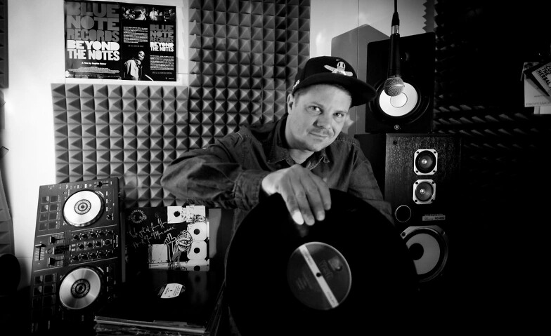 DJ ON THE ROOF mit Uncle Dema