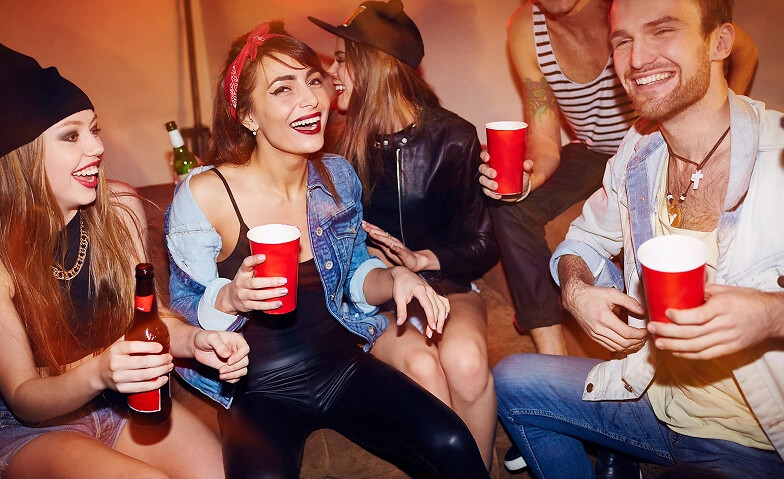 UZH OEC Ersti-Week Club Night