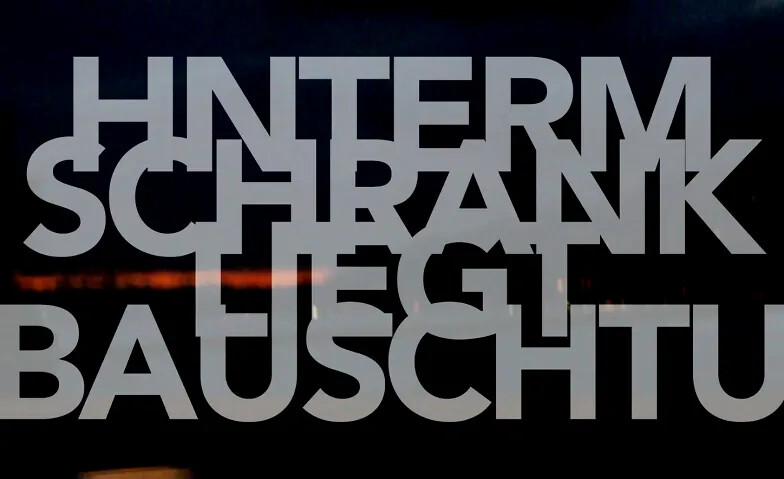 Zwischen zwei Welten – Filmvorführung «Hinterm Schrank liegt