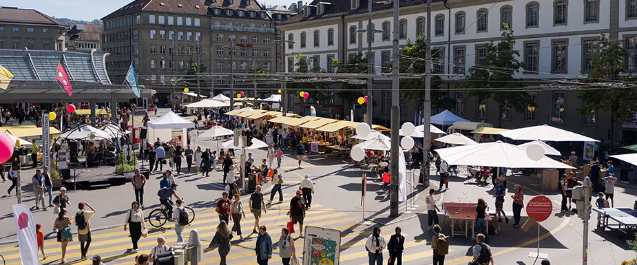 Eröffnungsfest auf dem autofreien Bahnhofplatz