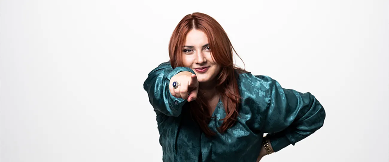 Festivalauftakt in der Aula im PROGR mit Jovana Nikic