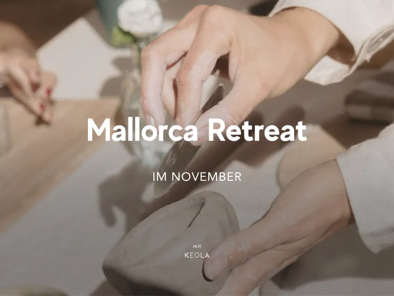 Yoga + Wellbeing Retreat Mallorca im November